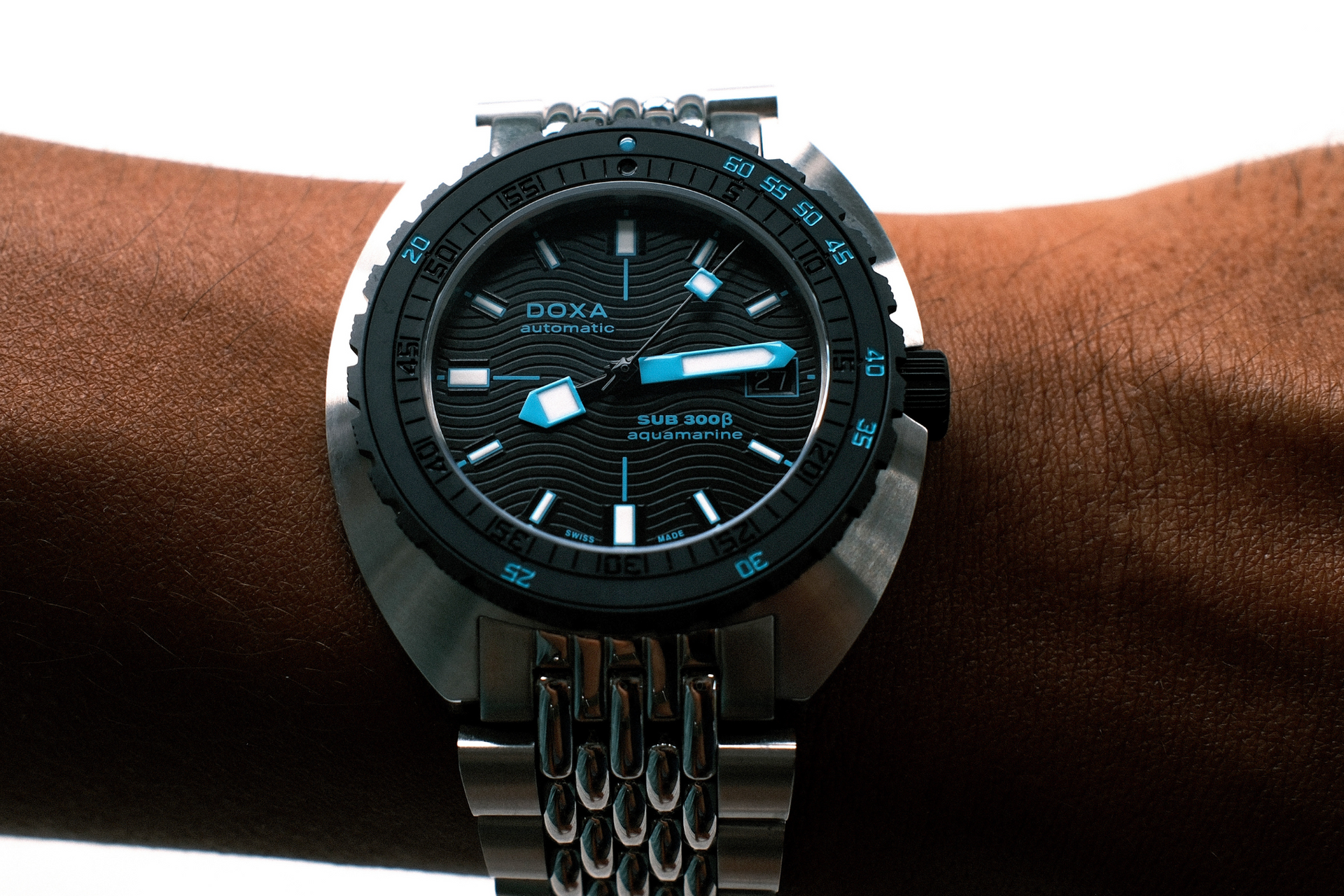 Doxa SUB 300 Beta Aquamarine Automatic (Black Dial / 42.5mm)
