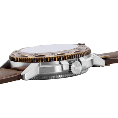Adventure Watch, 43MM - Black Dial