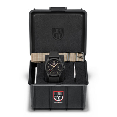 Atacama Field, 43MM - Black/Sand Dial