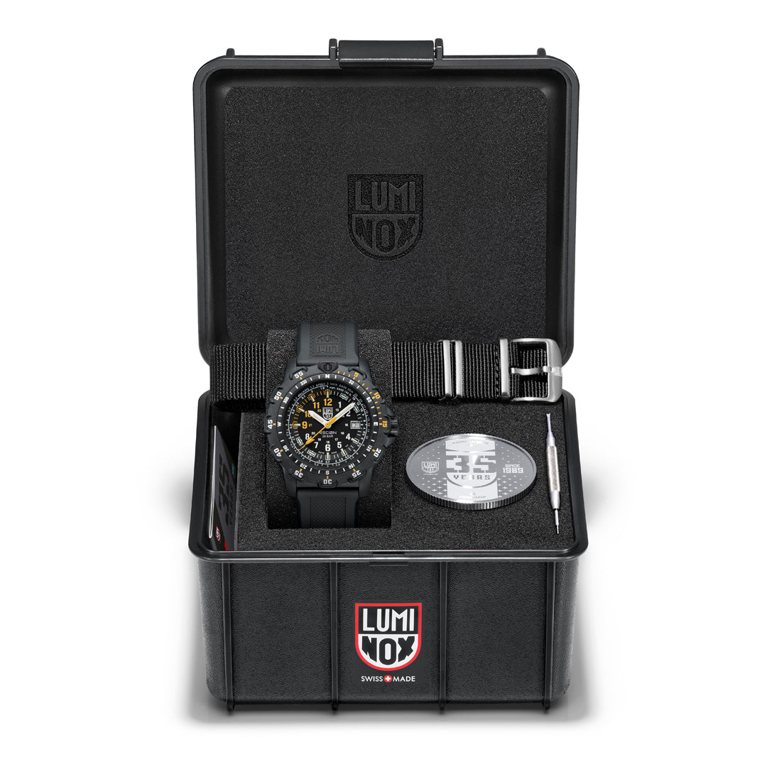 RECON Point Man Heritage, 45MM - Black Dial