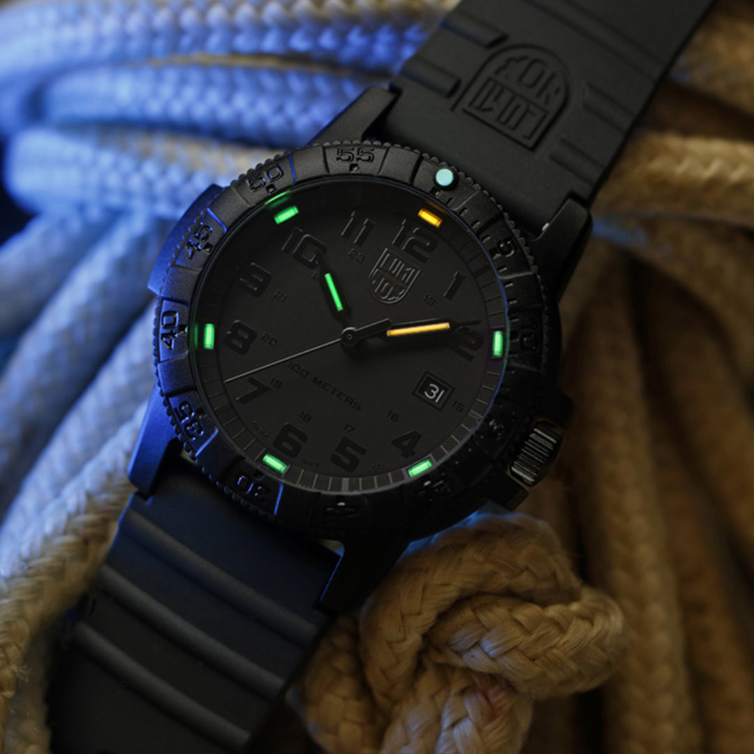Leatherback SEA Turtle Giant, 44MM - Black Dial (Black-Out)