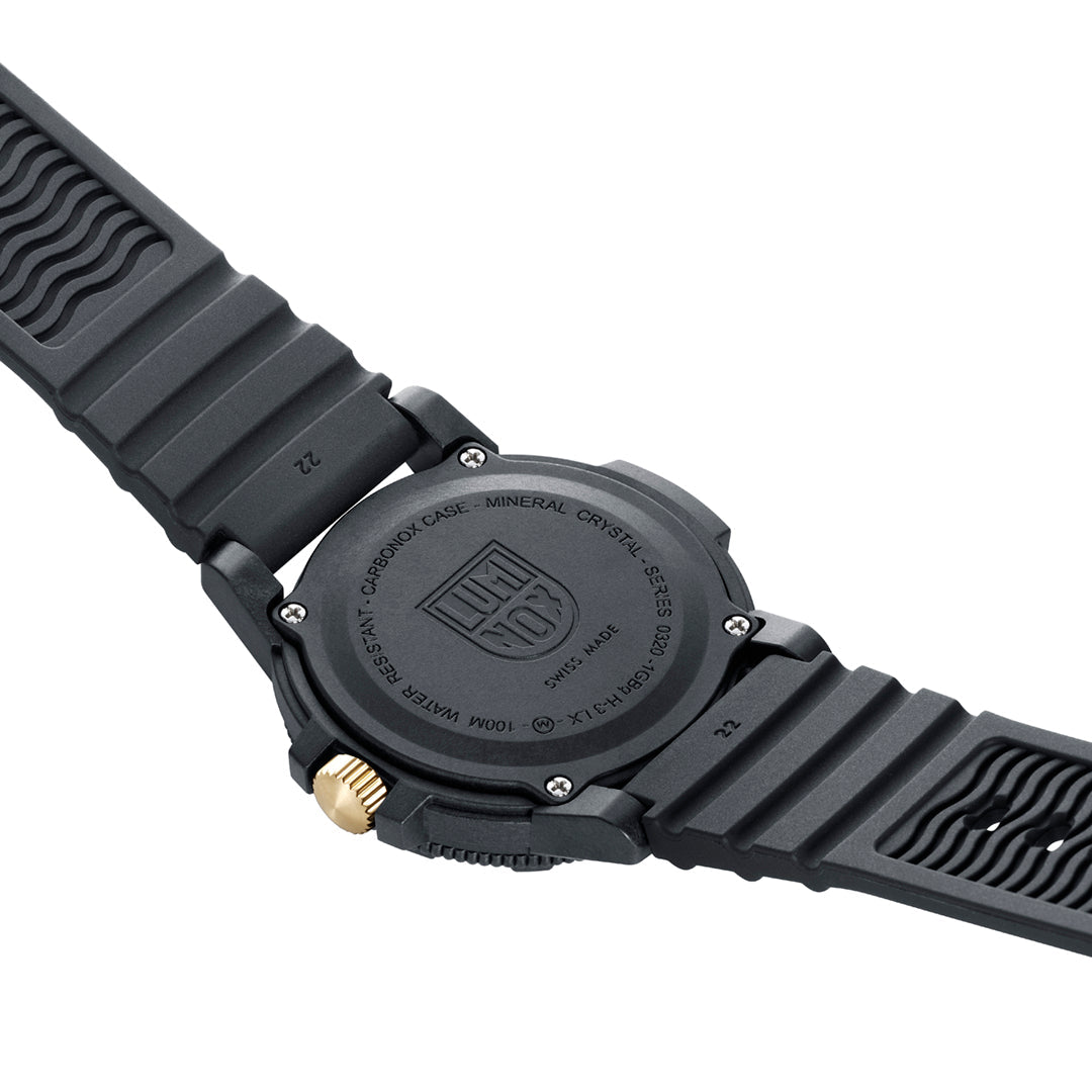 Leatherback SEA Turtle Giant, 44MM - Gold Dial