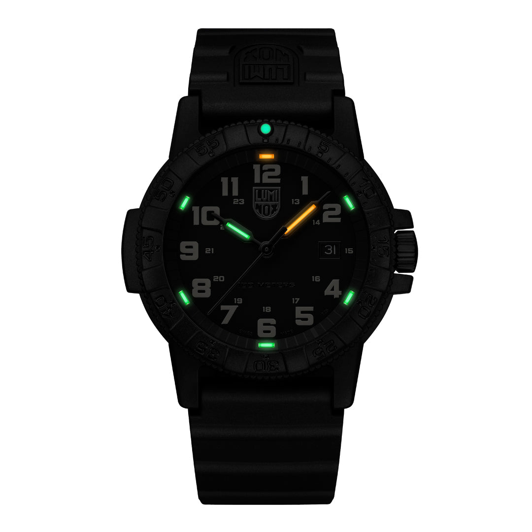 Leatherback SEA Turtle Giant, 44MM - Black Dial (Sand Markers)