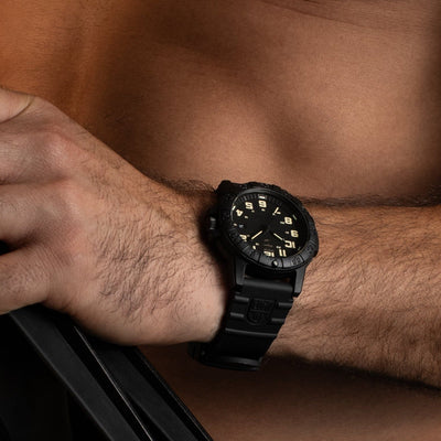 Leatherback SEA Turtle Giant, 44MM - Black Dial (Sand Markers)