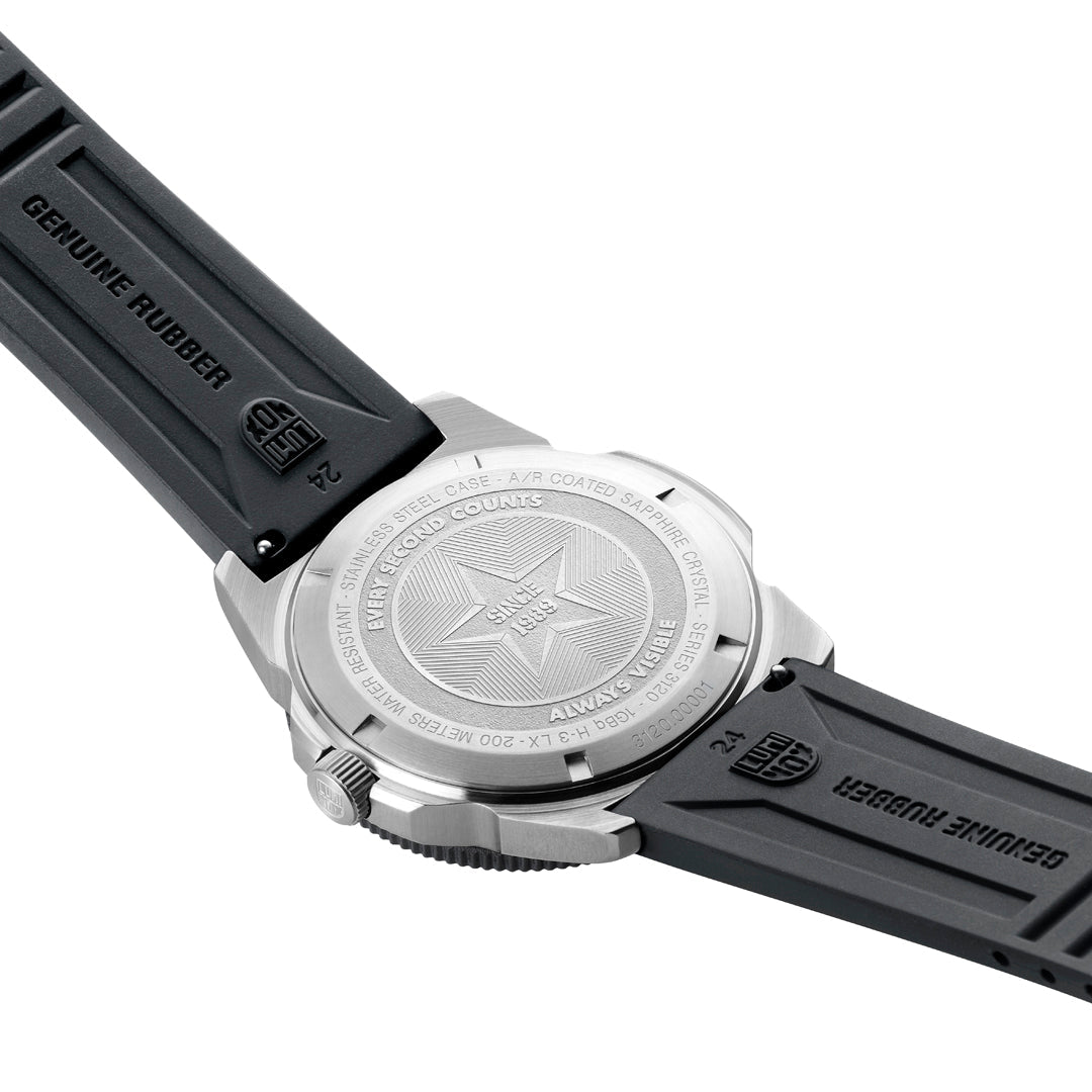 Pacific Diver, 44MM - Black Dial