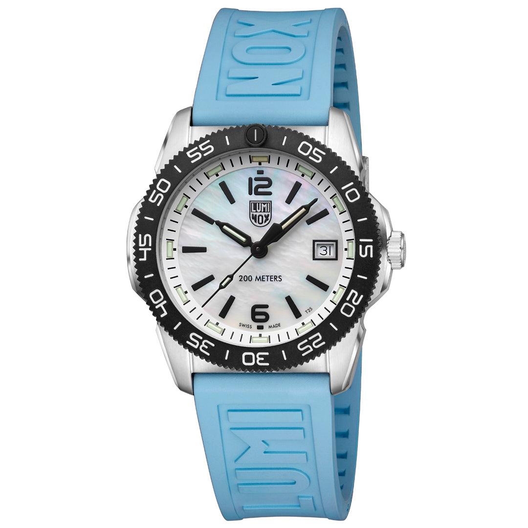 Pacific Diver, 39MM - Mother of Pearl Dial