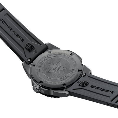Pacific Diver, 39MM - White Dial