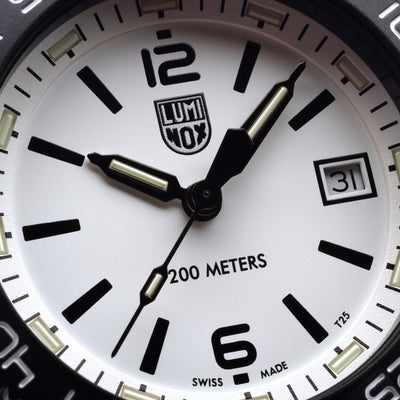 Pacific Diver, 39MM - White Dial