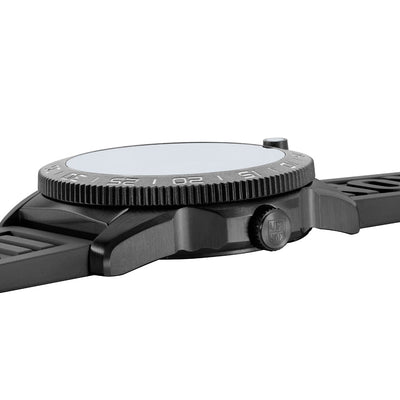Pacific Diver, 39MM - White Dial