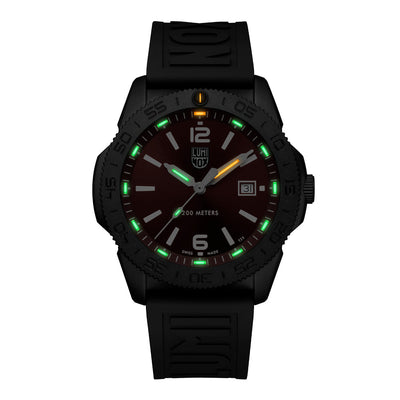 Pacific Diver, 44MM - Red Dial