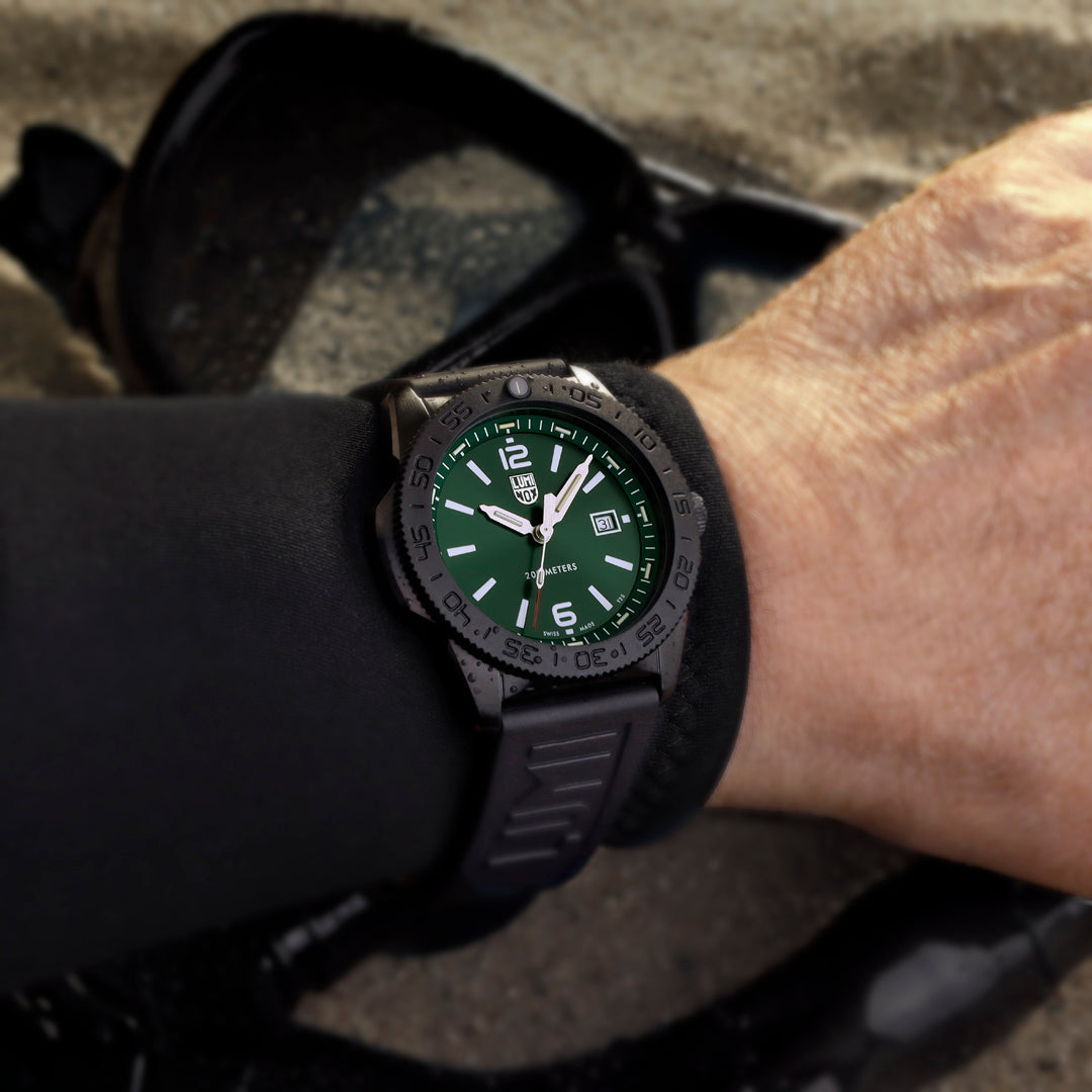 Pacific Diver, 44MM - Green Dial