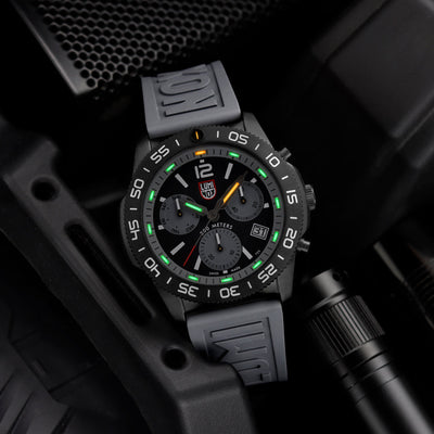 Pacific Diver Chronograph, 44MM - Black/Grey Dial