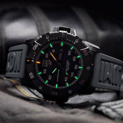Master Carbon SEAL Automatic, 45MM - Black/Grey Dial