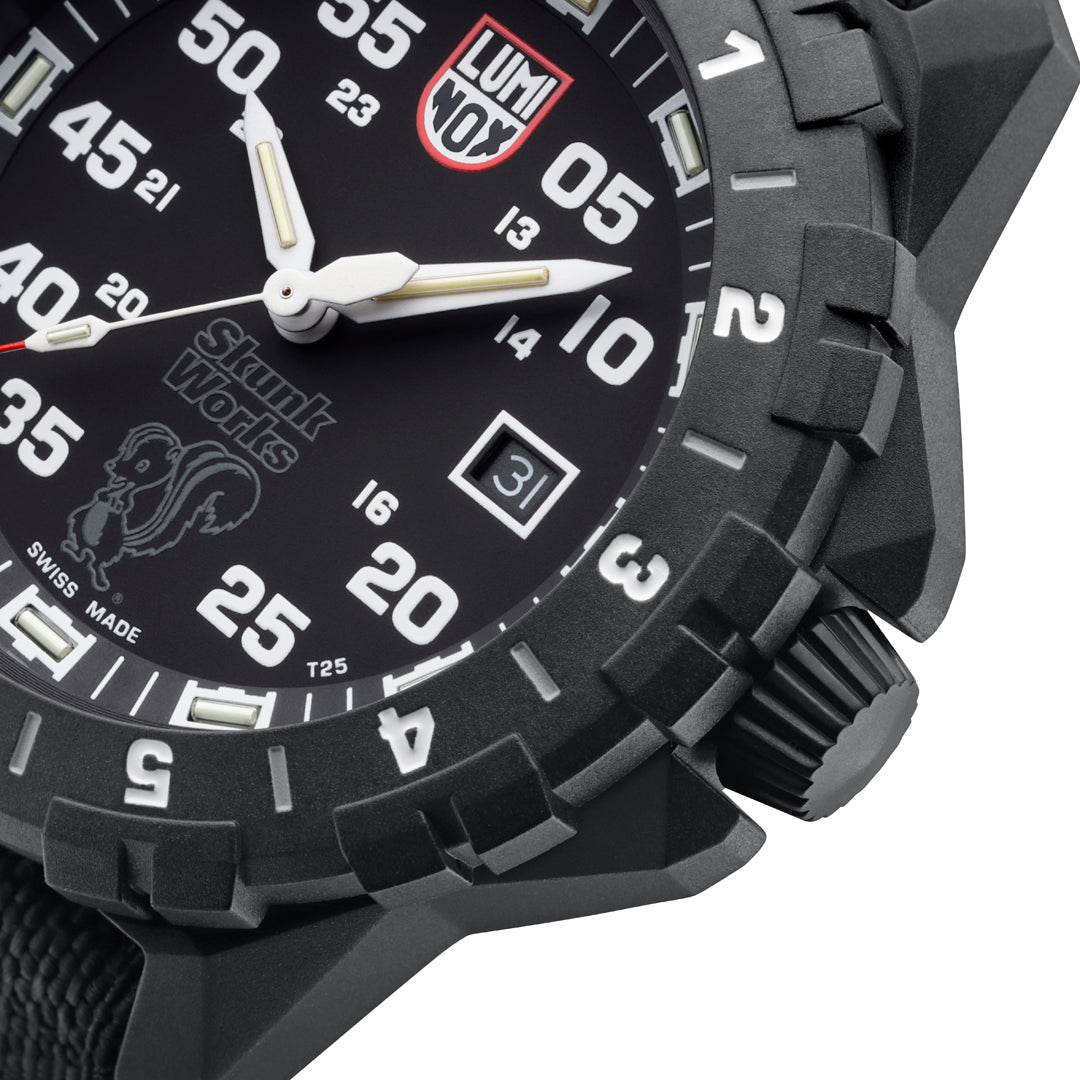 F-117 Nighthawk X Skunk Works, 44MM - Black Dial