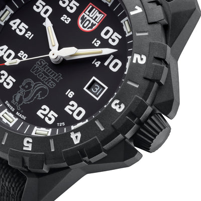 F-117 Nighthawk X Skunk Works, 44MM - Black Dial