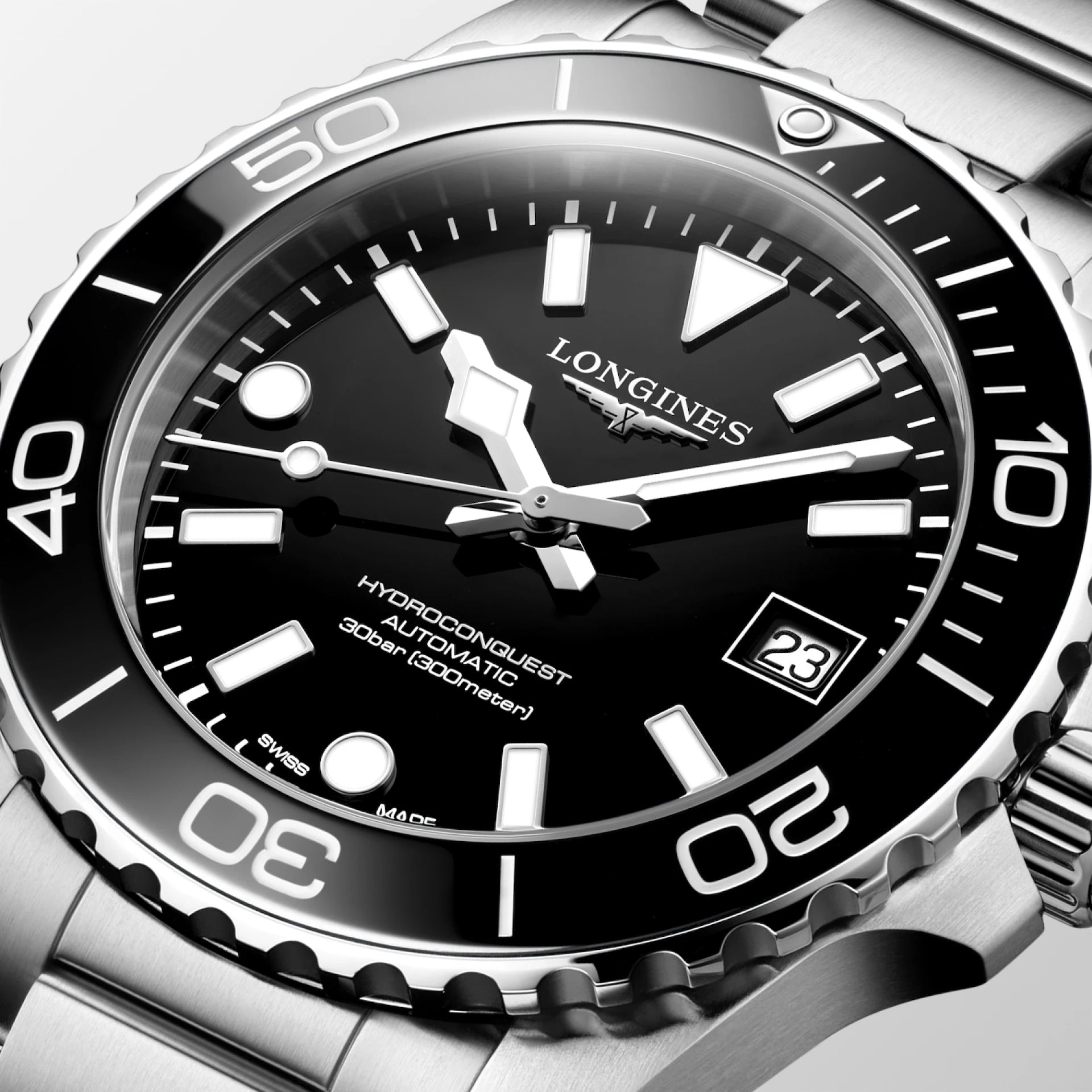 Longines HydroConquest Automatic (Black Dial / 39mm)