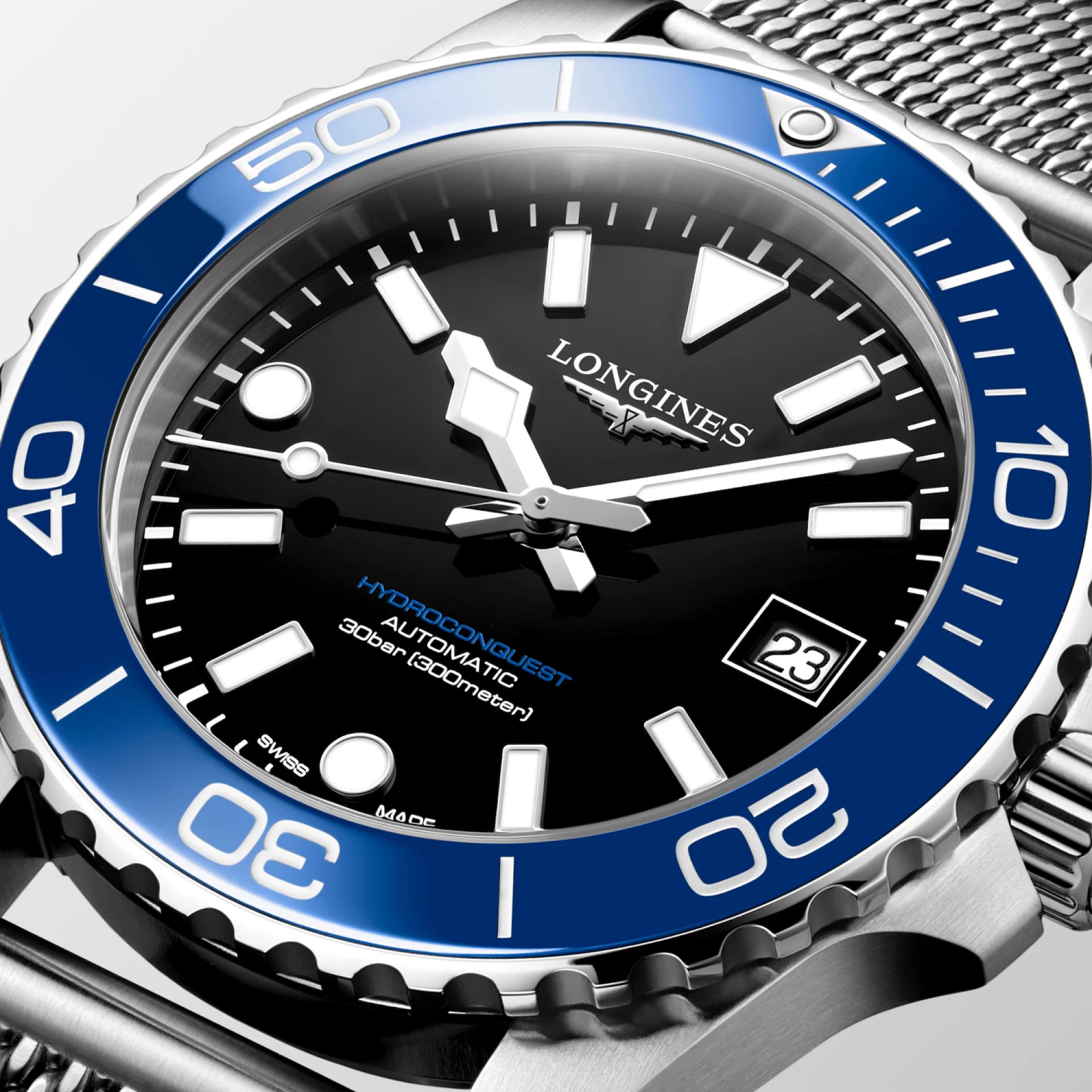 Longines HydroConquest Automatic (Black Dial / 39mm / Blue Bezel)