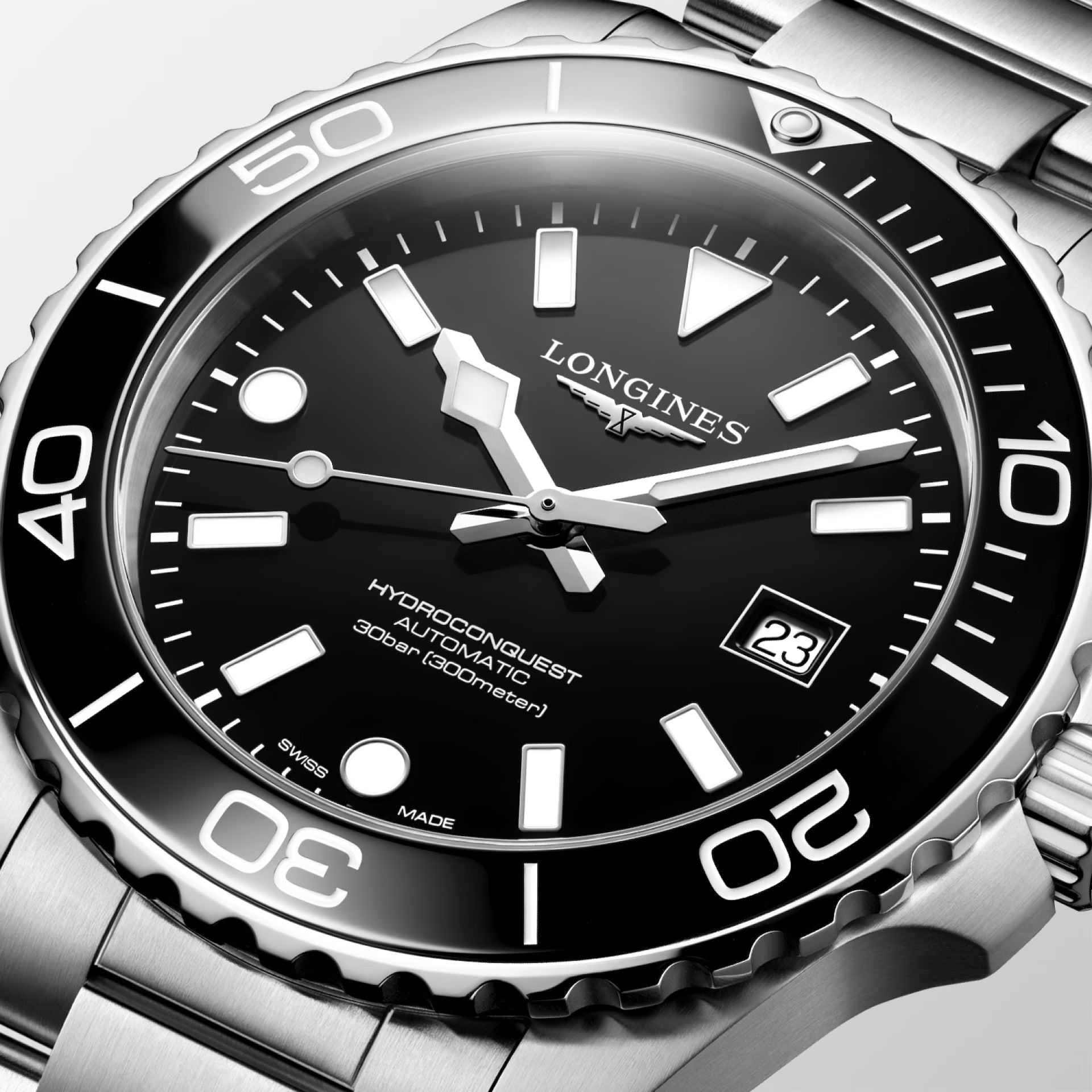 Longines HydroConquest Automatic (Black Dial / 42mm)
