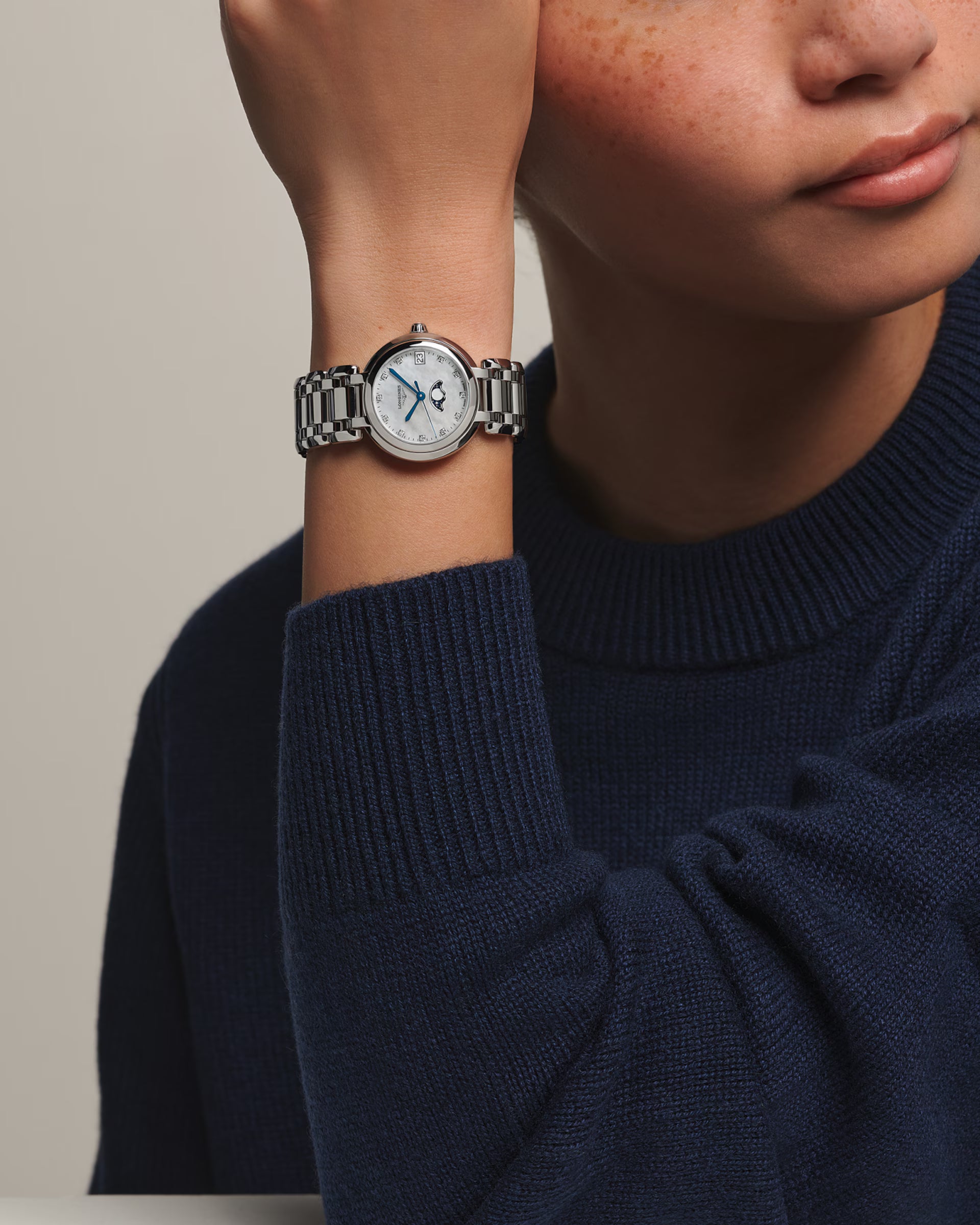 Longines Primaluna Moonphase Quartz (White MOP Dial / 30mm)