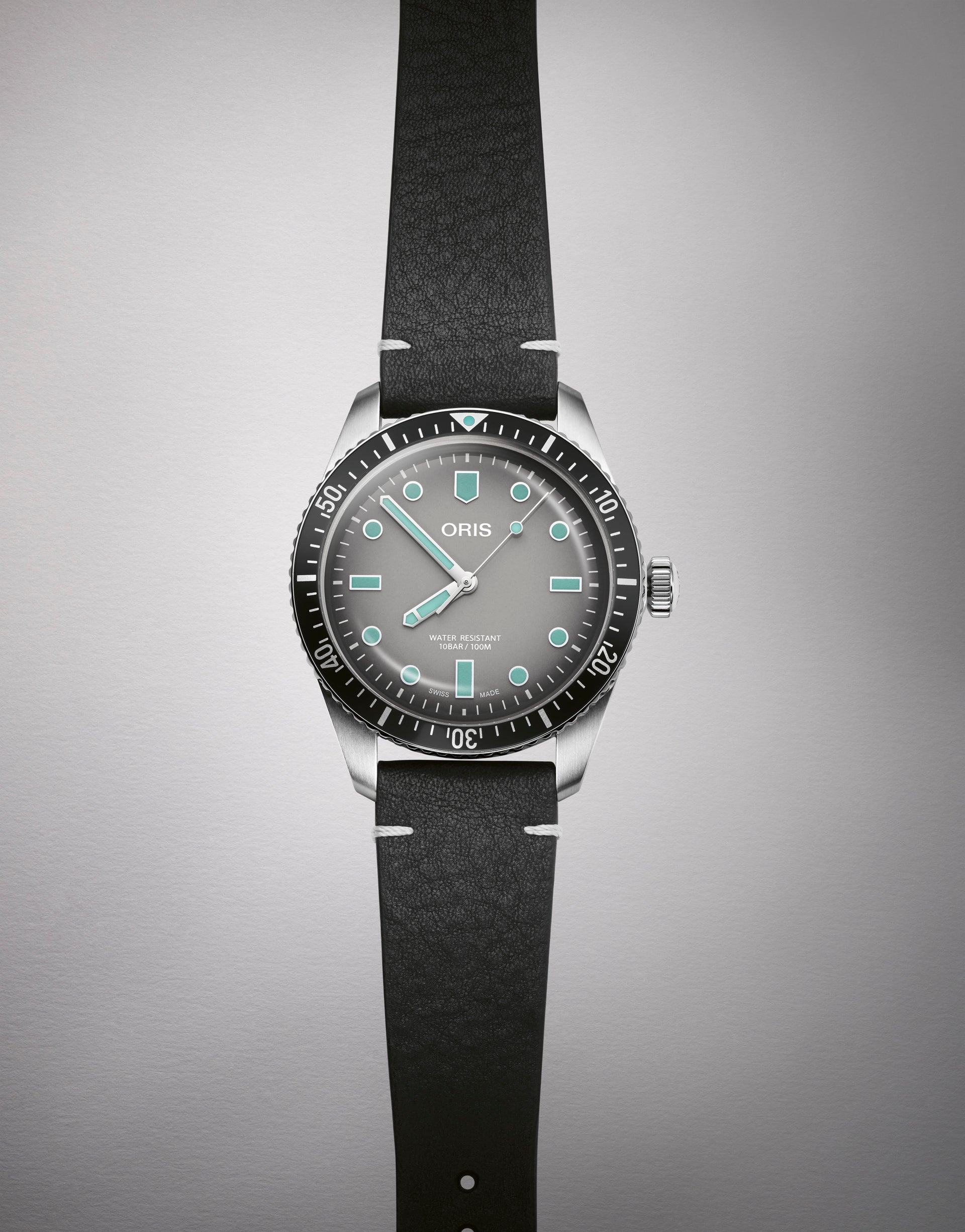 Oris Divers Sixty-Five Automatic REF#73377074053 (Grey Dial / 40mm)