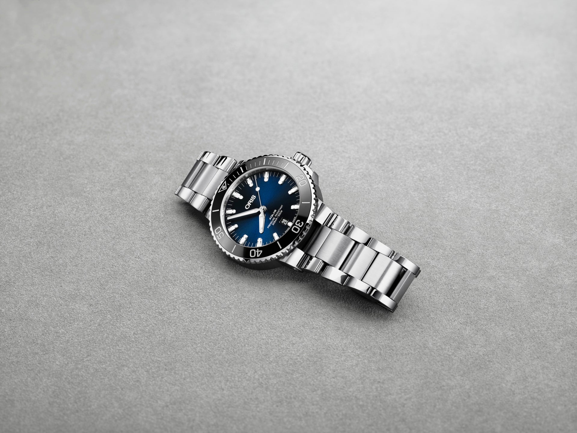 Oris Aquis Date Automatic REF#73377304135 (Blue Dial / 43.5mm)