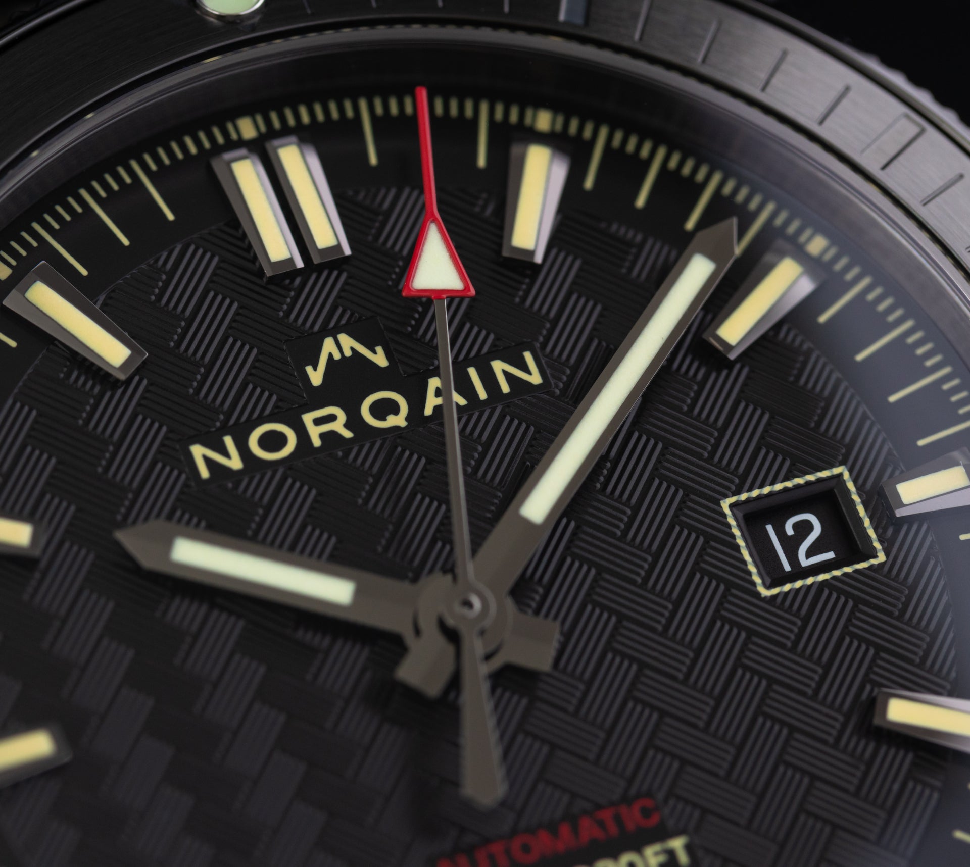 Norqain Adventure Sport Auto (Black Dial / 42mm / DLC Case)