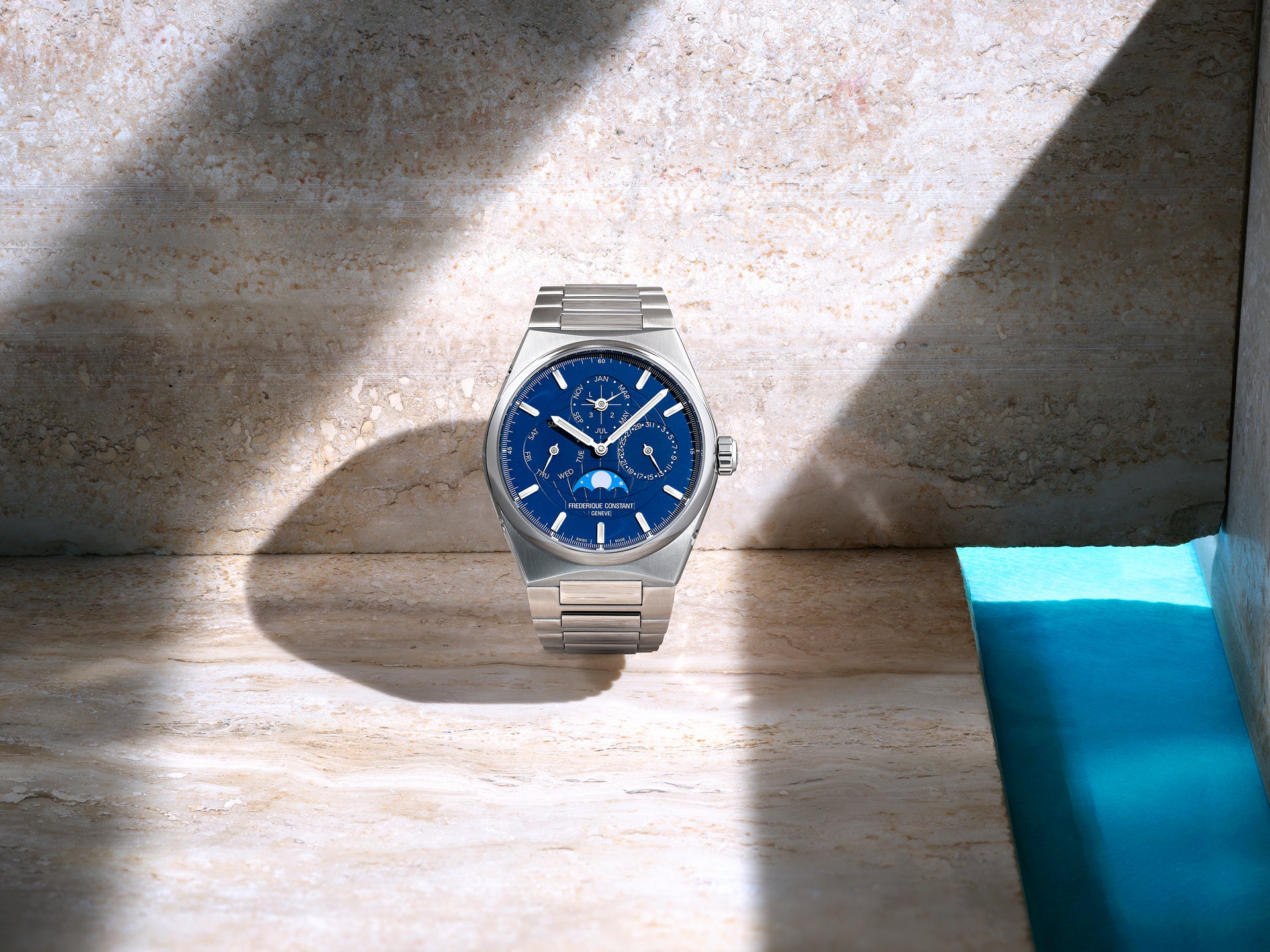 Frédérique Constant Highlife Calendrier perpétuel automatique (cadran bleu / 41mm)