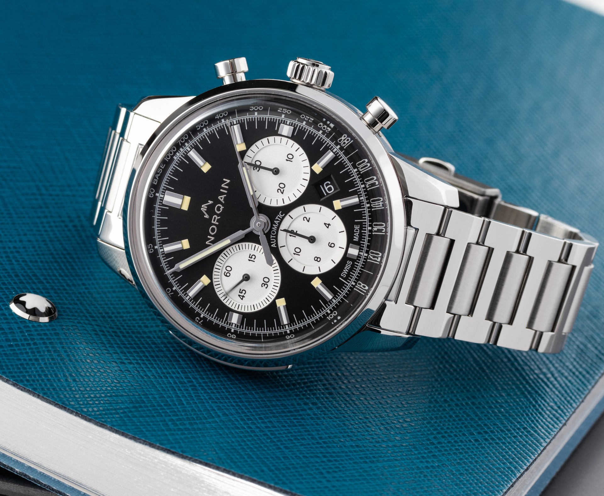 Norqain Freedom 60 Auto Chrono (cadran noir / 43mm)