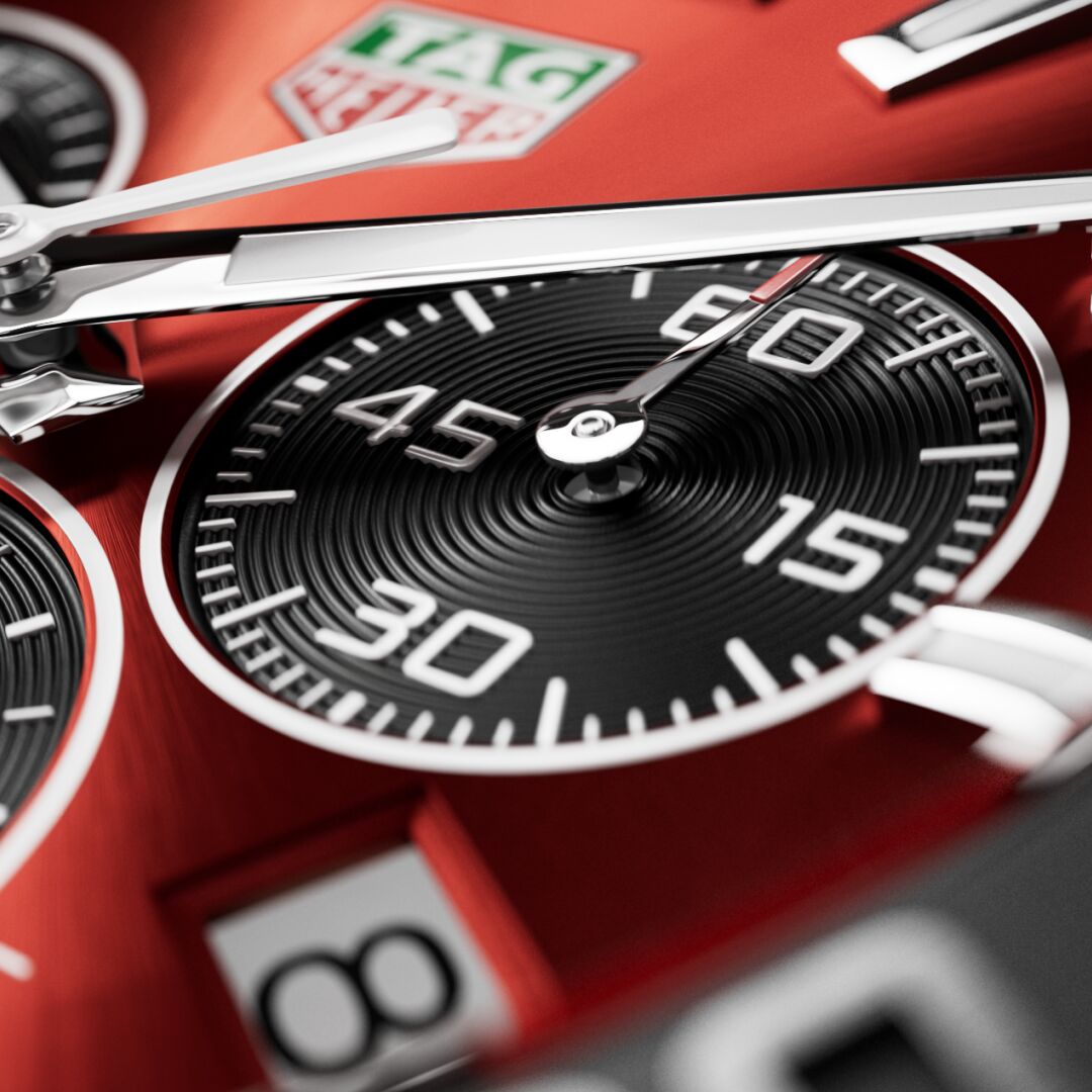 TAG Heuer Formula 1 Quartz Chronograph (Red Dial / 43mm)