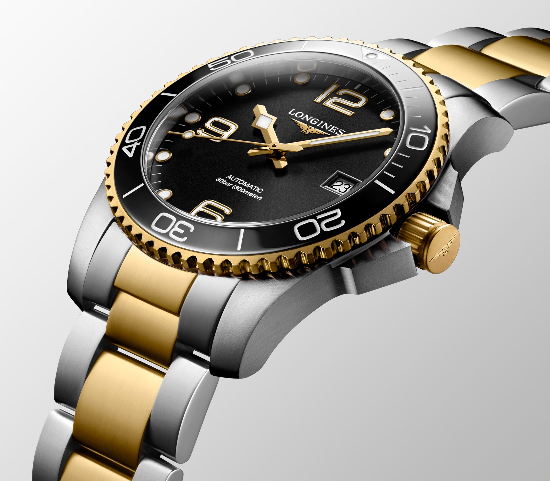 Longines HydroConquest Automatic (Black Dial / 41mm / Two-Tone Yellow)