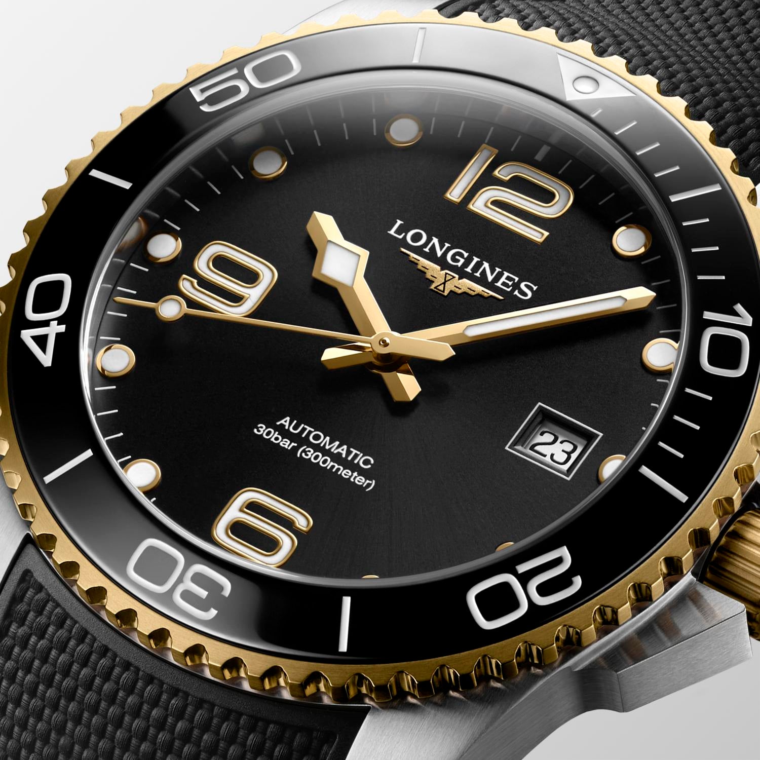 Longines HydroConquest Automatic (Black Dial / 41mm / Two-Tone Yellow)