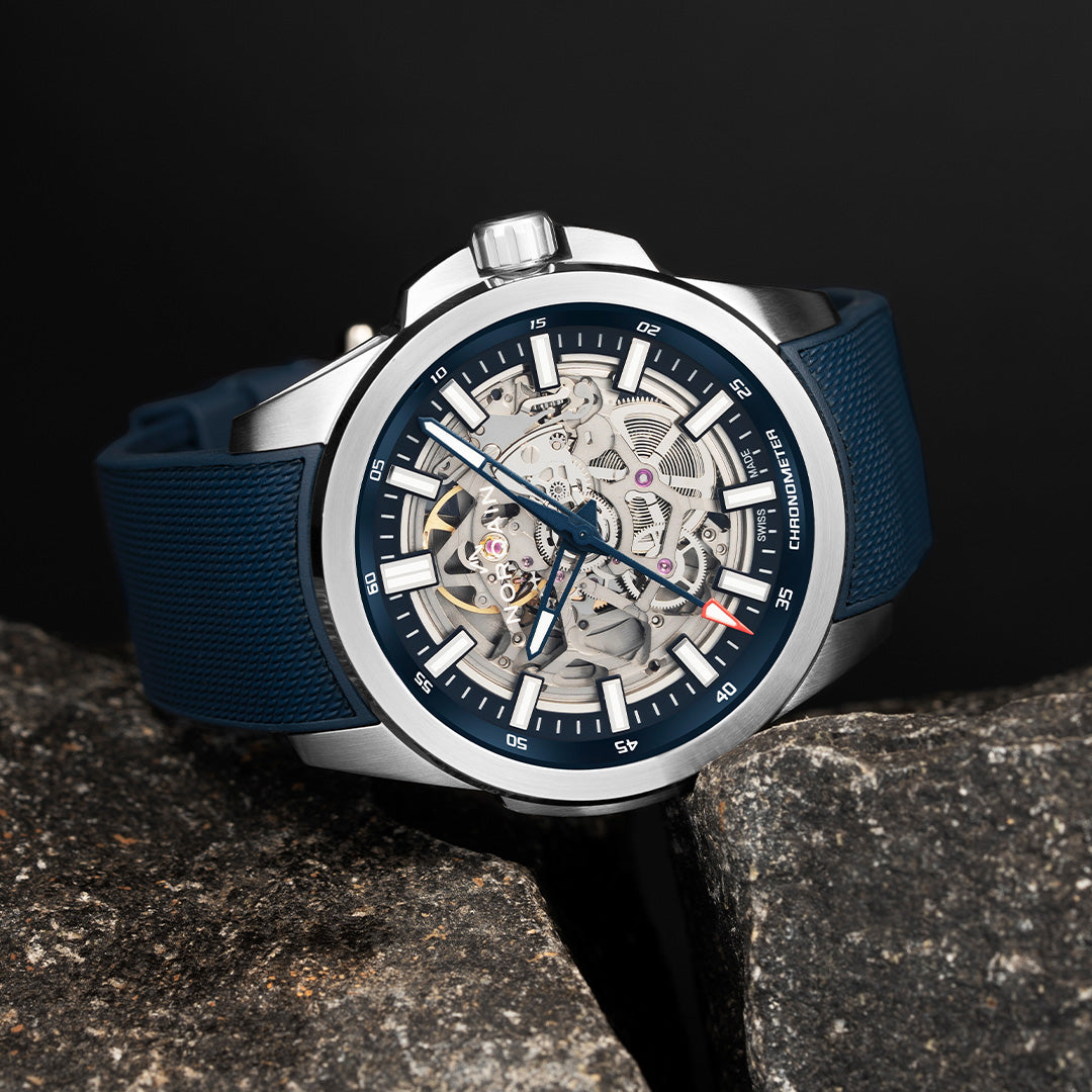 Norqain Independence Skeleton Auto (Cadran bleu squelette / 42mm)