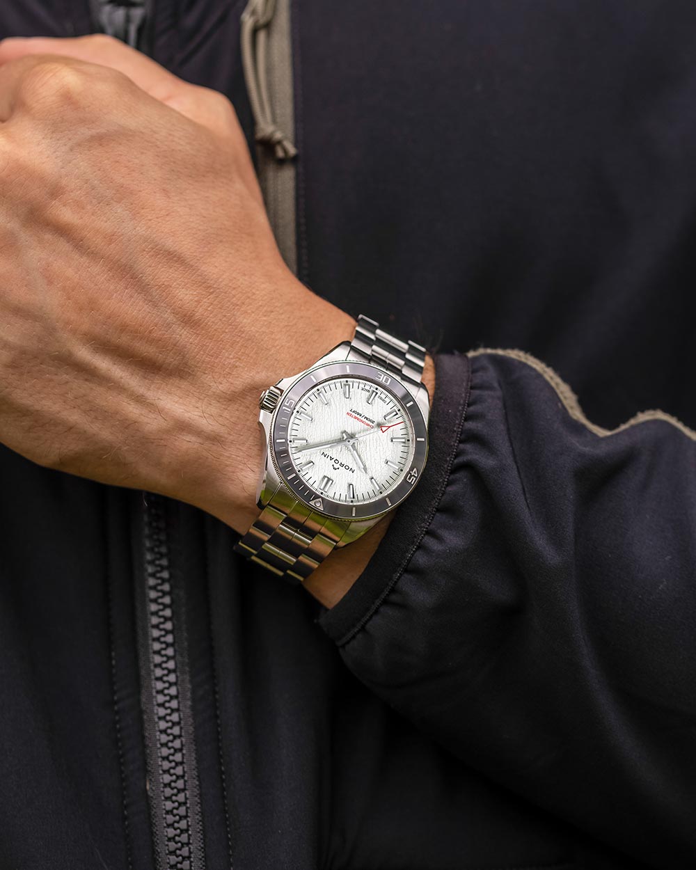 Norqain Adventure Neverest Glacier Auto (cadran blanc glacier / 40mm)