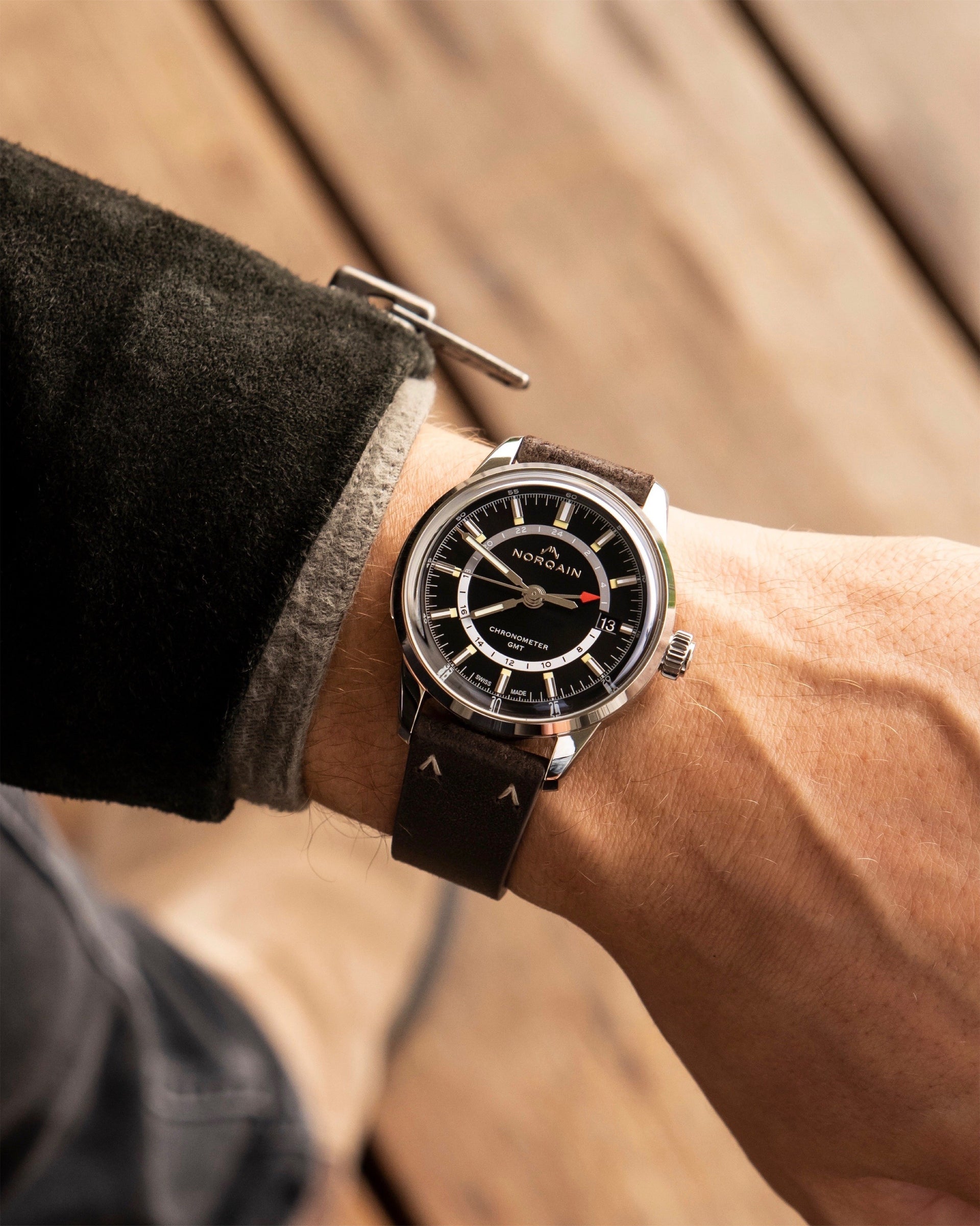 Norqain Freedom 60 GMT Auto (Black Dial / 40mm)