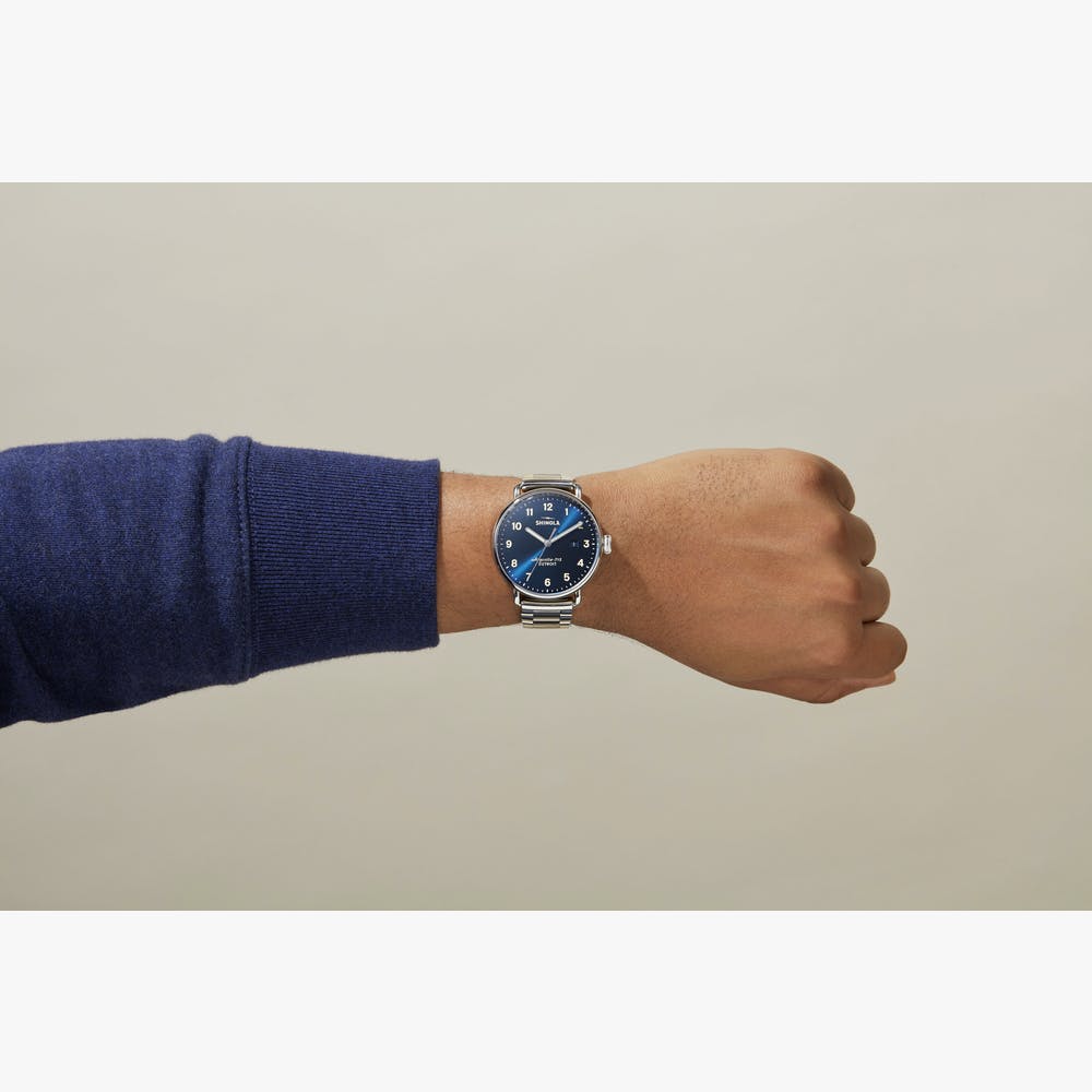 Shinola Canfield Quartz (Blue Dial / 43mm)
