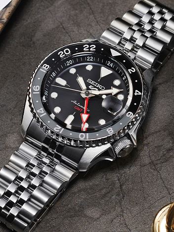 Seiko 5 Sports GMT SSK001 Automatic (Black Dial / 42.5mm)