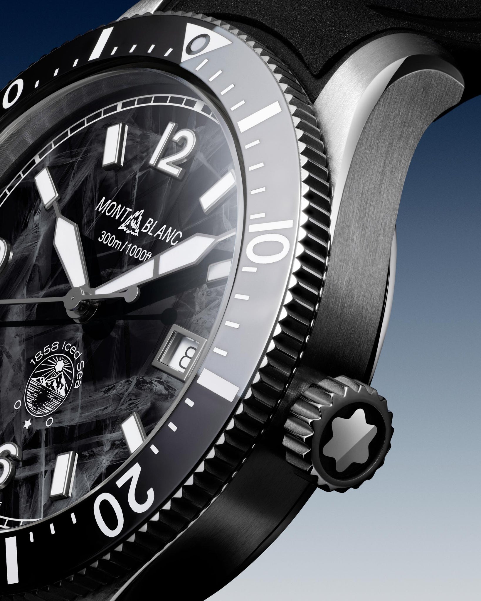 Montblanc 1858 Iced Sea Automatic Date (Black Dial / 41mm)