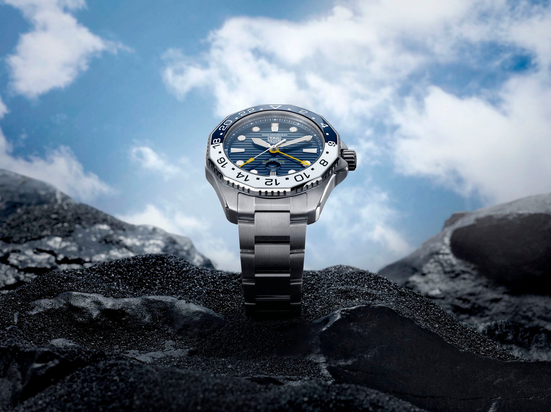 Tag Heuer Aquaracer Professional 300 GMT Automatic (Blue Dial / 43mm)