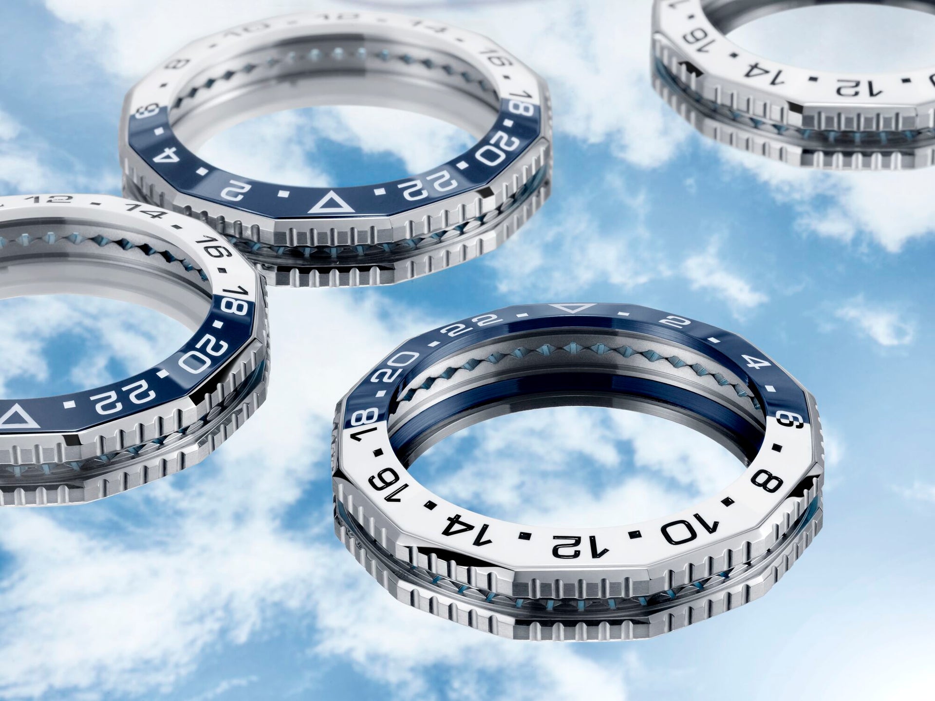 Tag Heuer Aquaracer Professional 300 GMT Automatic (Blue Dial / 43mm)