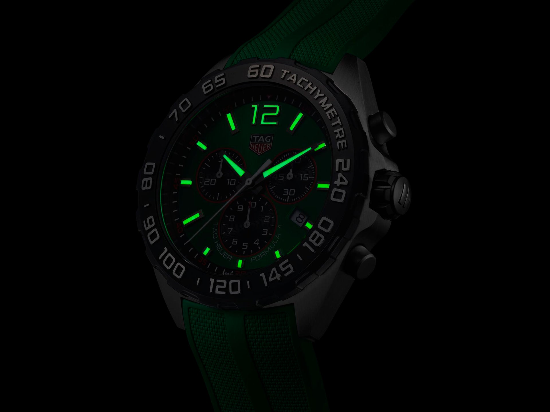TAG Heuer Formula 1 Quartz Chronograph (Green Dial / 43mm)