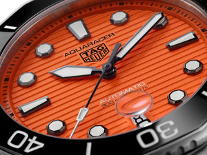 TAG Heuer Aquaracer Professional 300 Orange Diver Automatic (Orange Dial / 43mm)