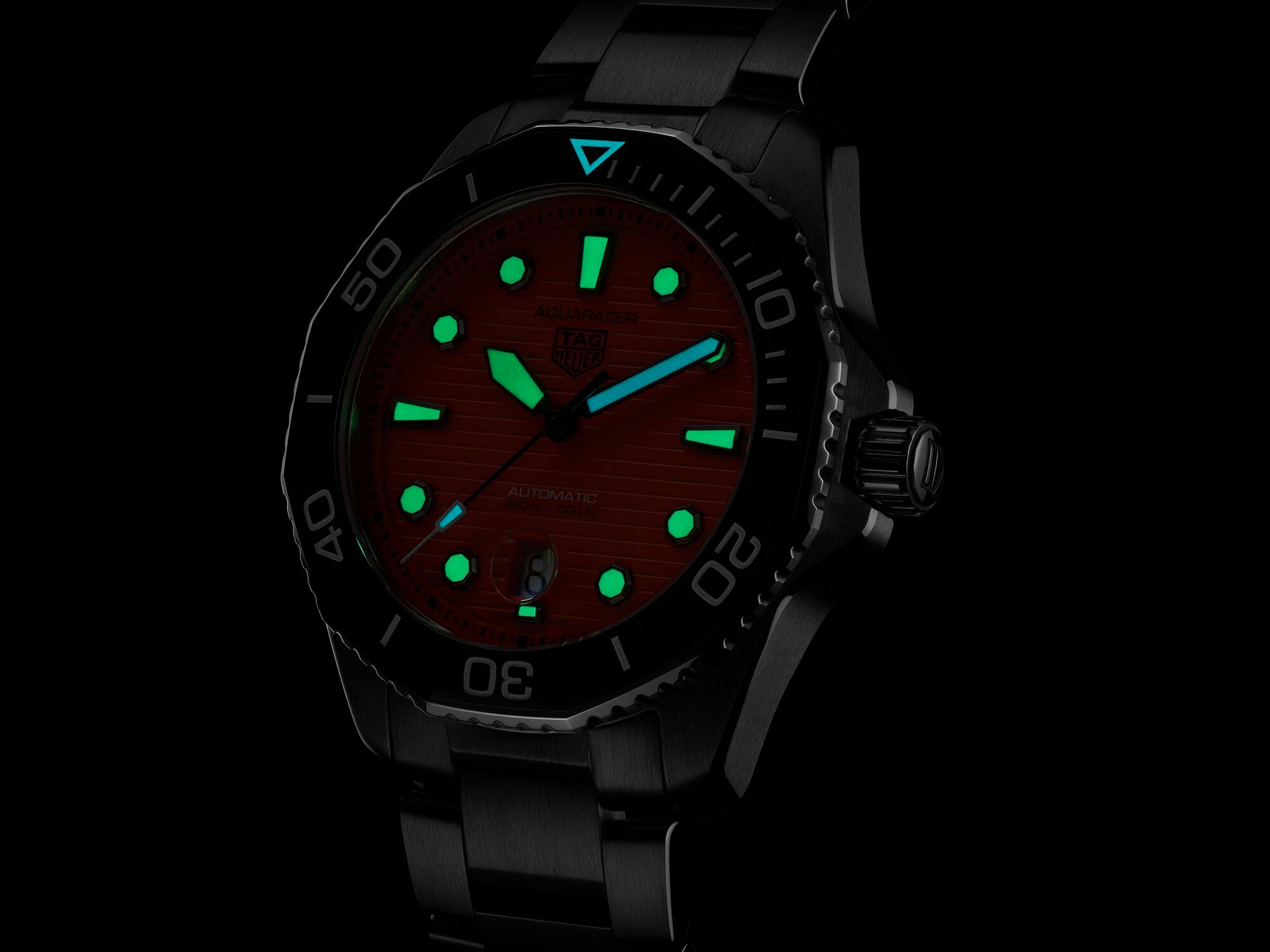 TAG Heuer Aquaracer Professional 300 Orange Diver Automatic (Orange Dial / 43mm)